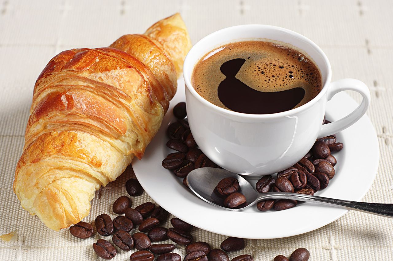 croissant and coffee